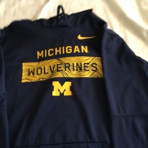 Michigan Wolverines Sweatshirt  Nike XXl